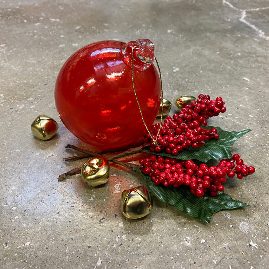 LauraQuinnDesign_RedBauble